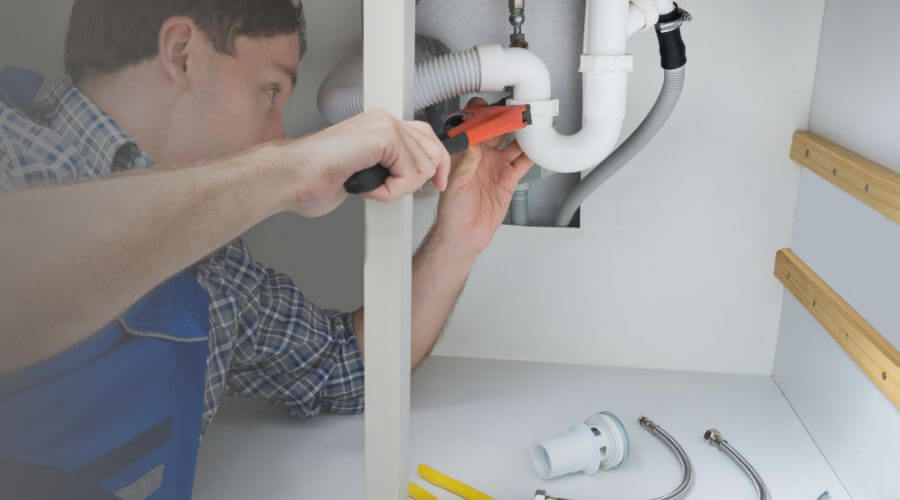 Professional same day plumber in Livonia, MI